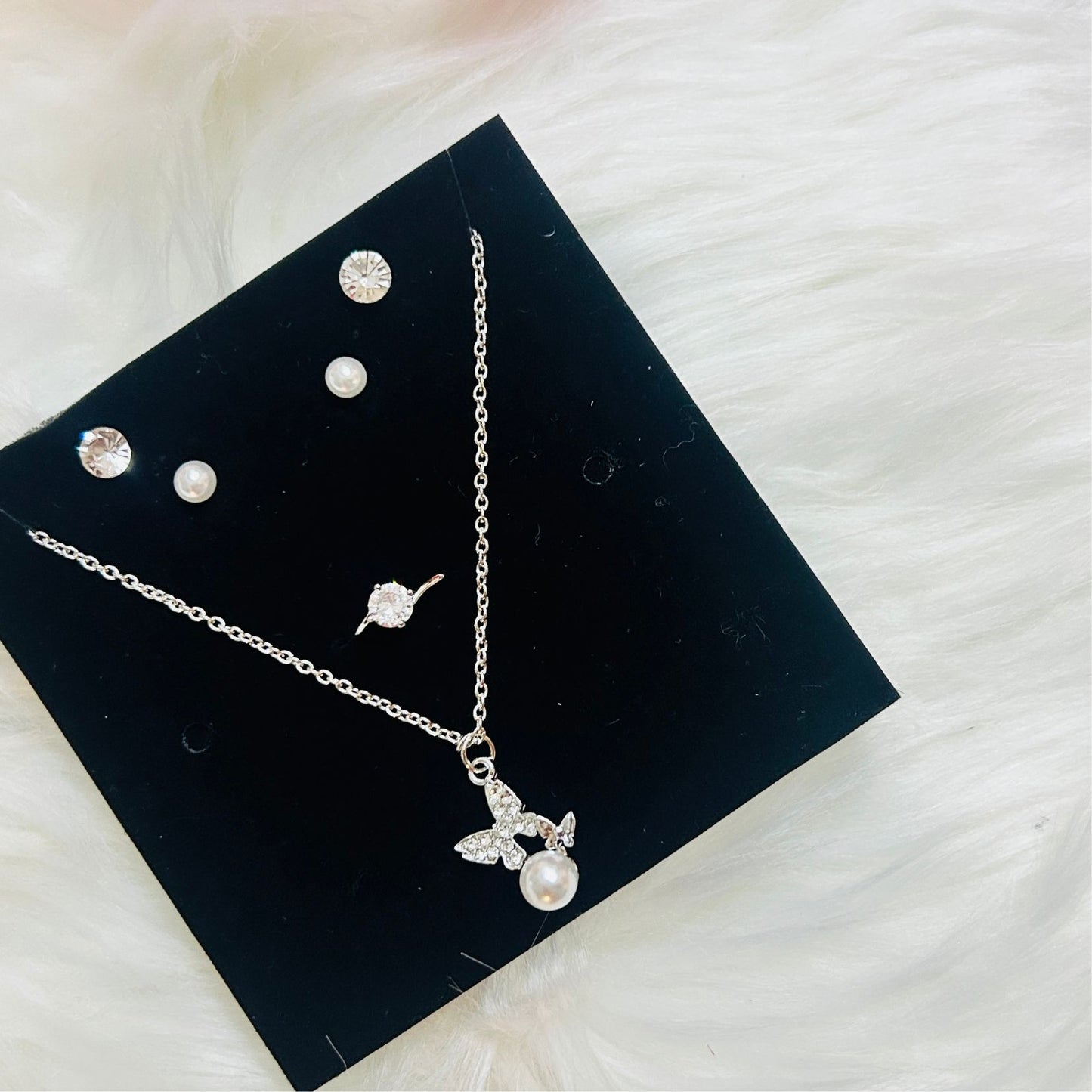 Butterfly Hamper ๐