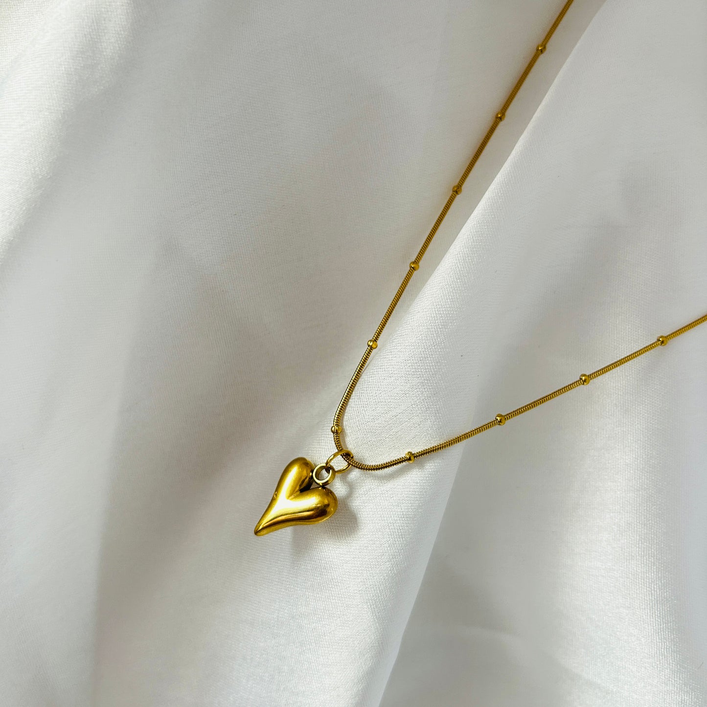 Essential Heart Necklace