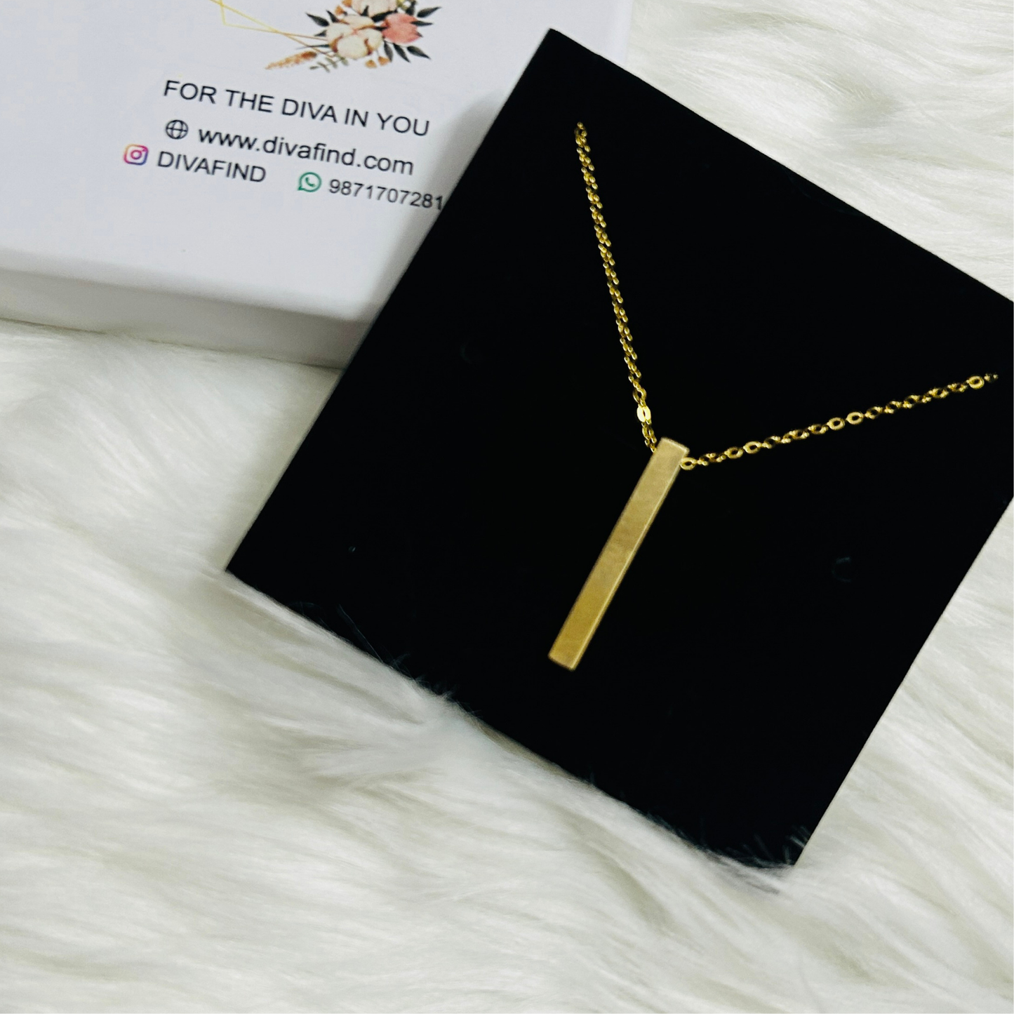 Solid Bar Necklace