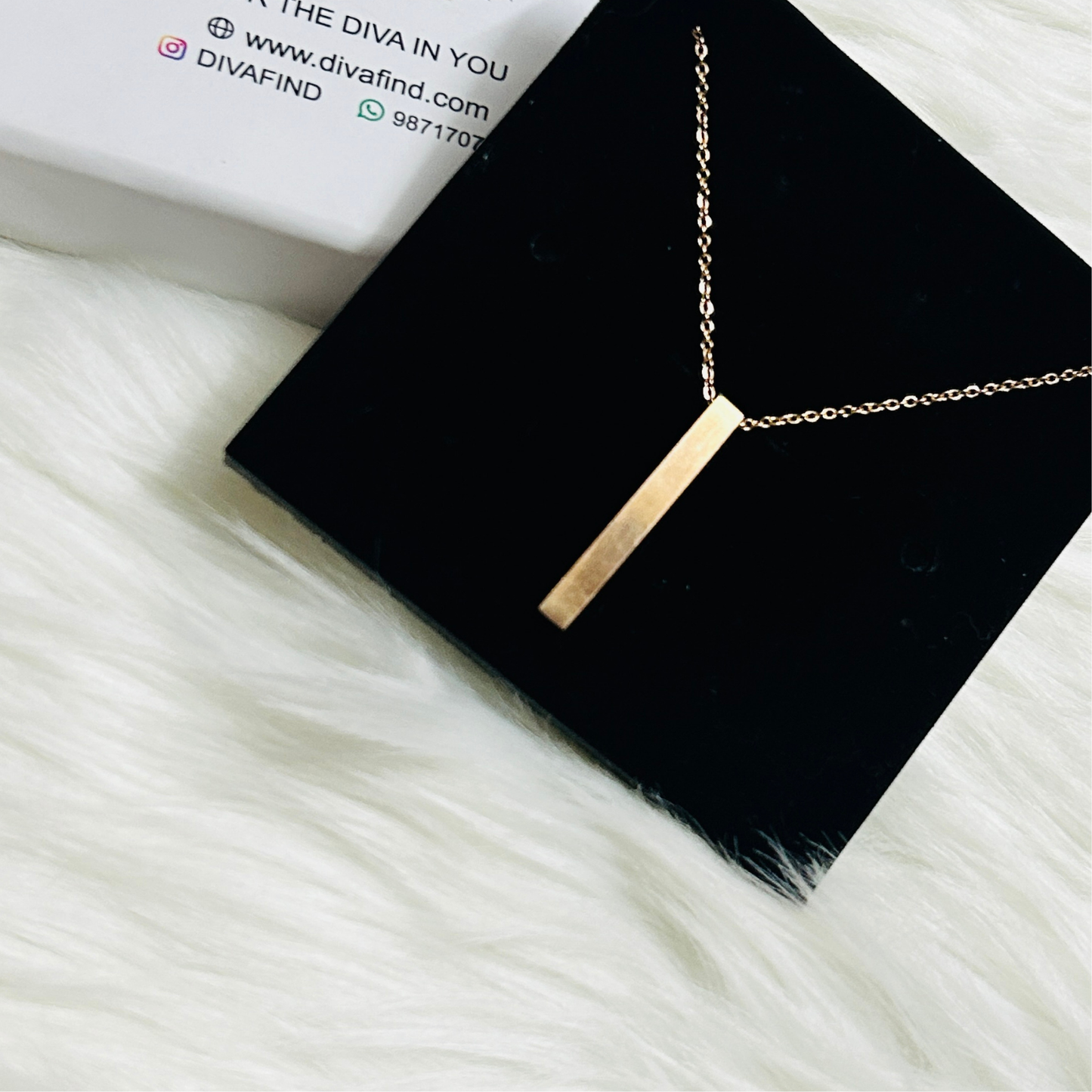 Solid Bar Necklace