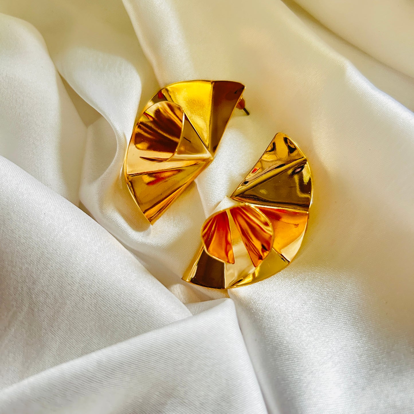 Statement Elora Earrings