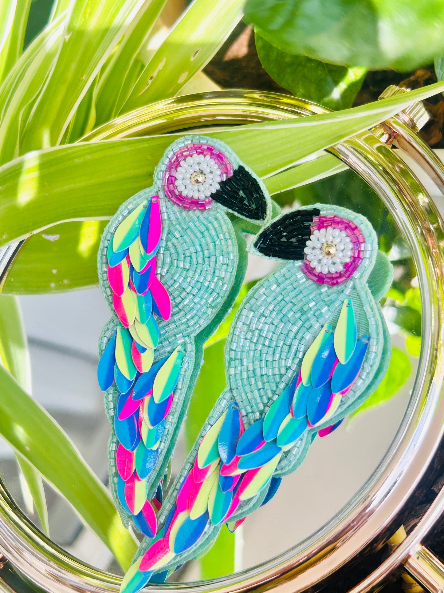 Statement Birds