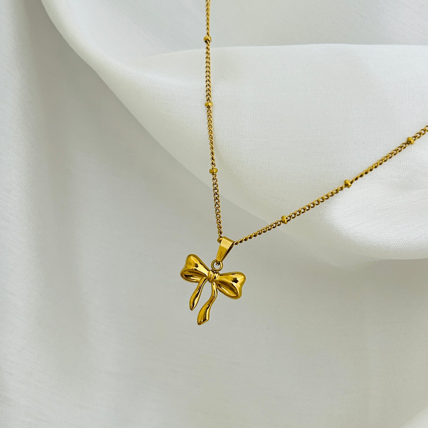 Bow Era Necklace