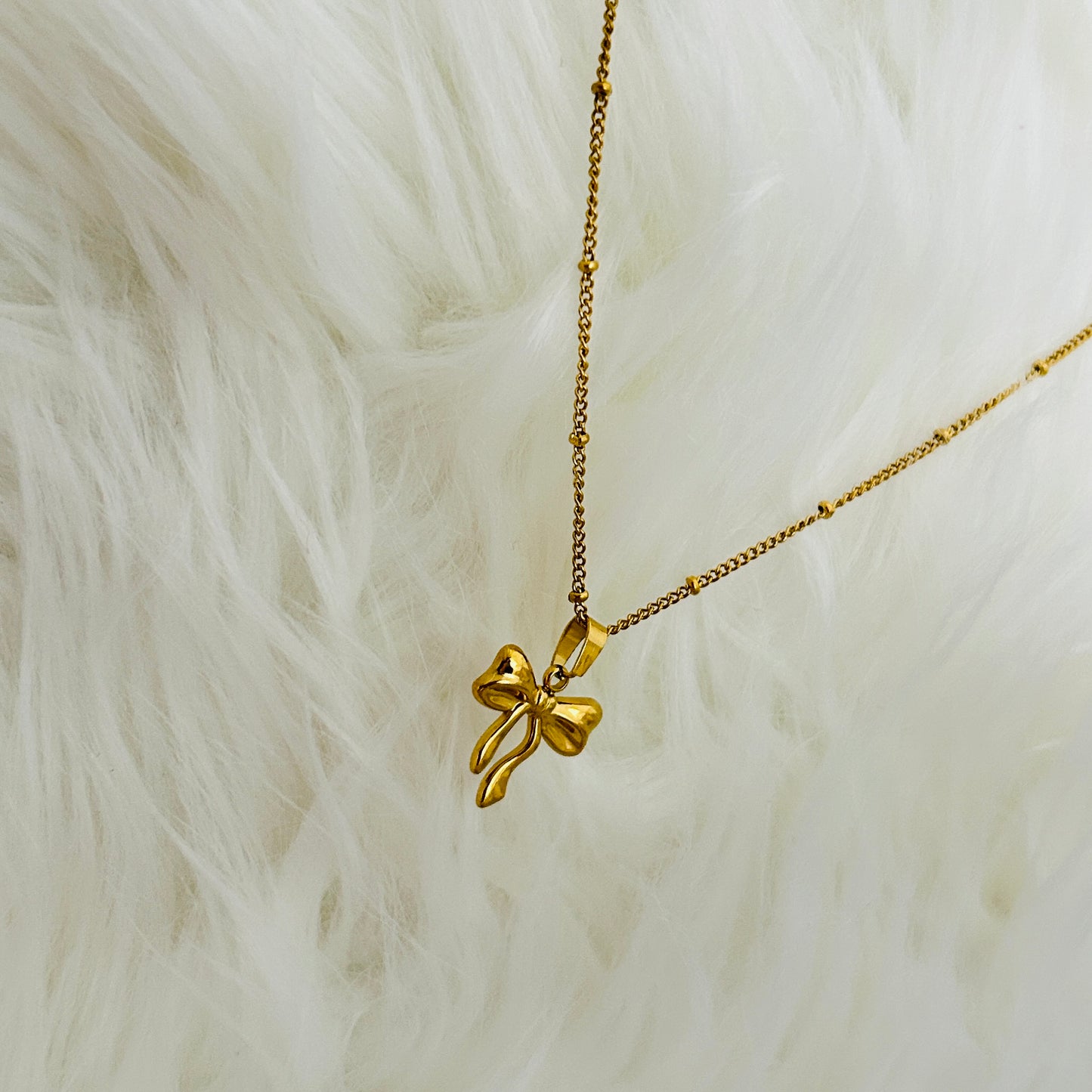 Bow Era Necklace
